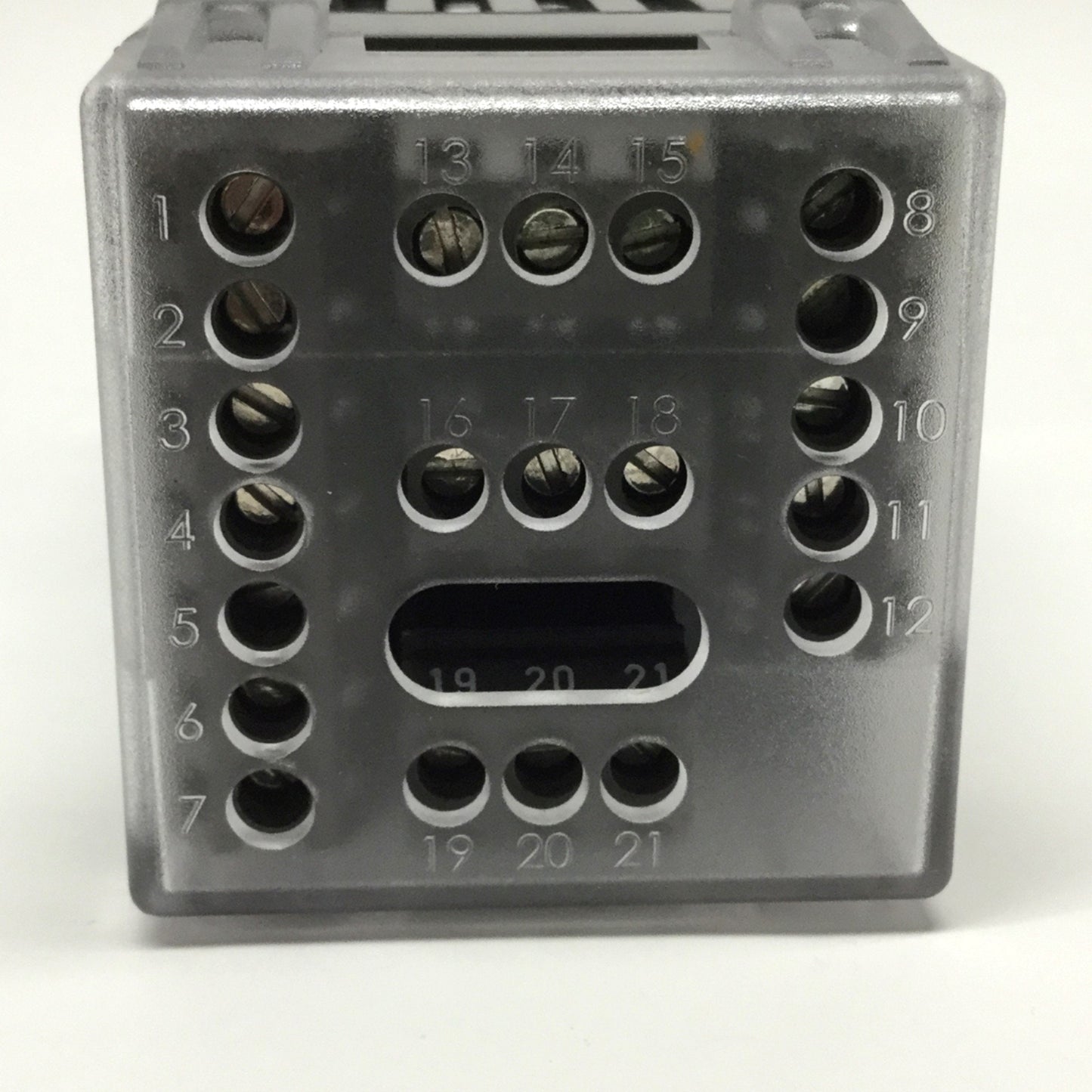 Used Watlow 96B1-CDDM-00RR Universal Temperature Controller 24V AC/DC, 4 Outputs