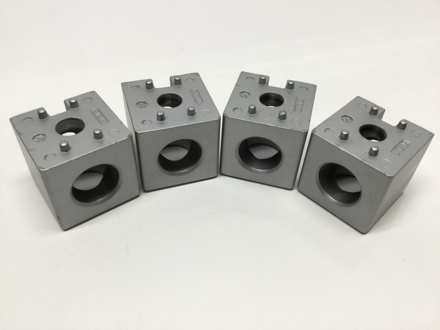 Used Lot of 4 Bosch 3 842 523 877 Aluminum Profile Cubic Corner Joint Connector 45mm