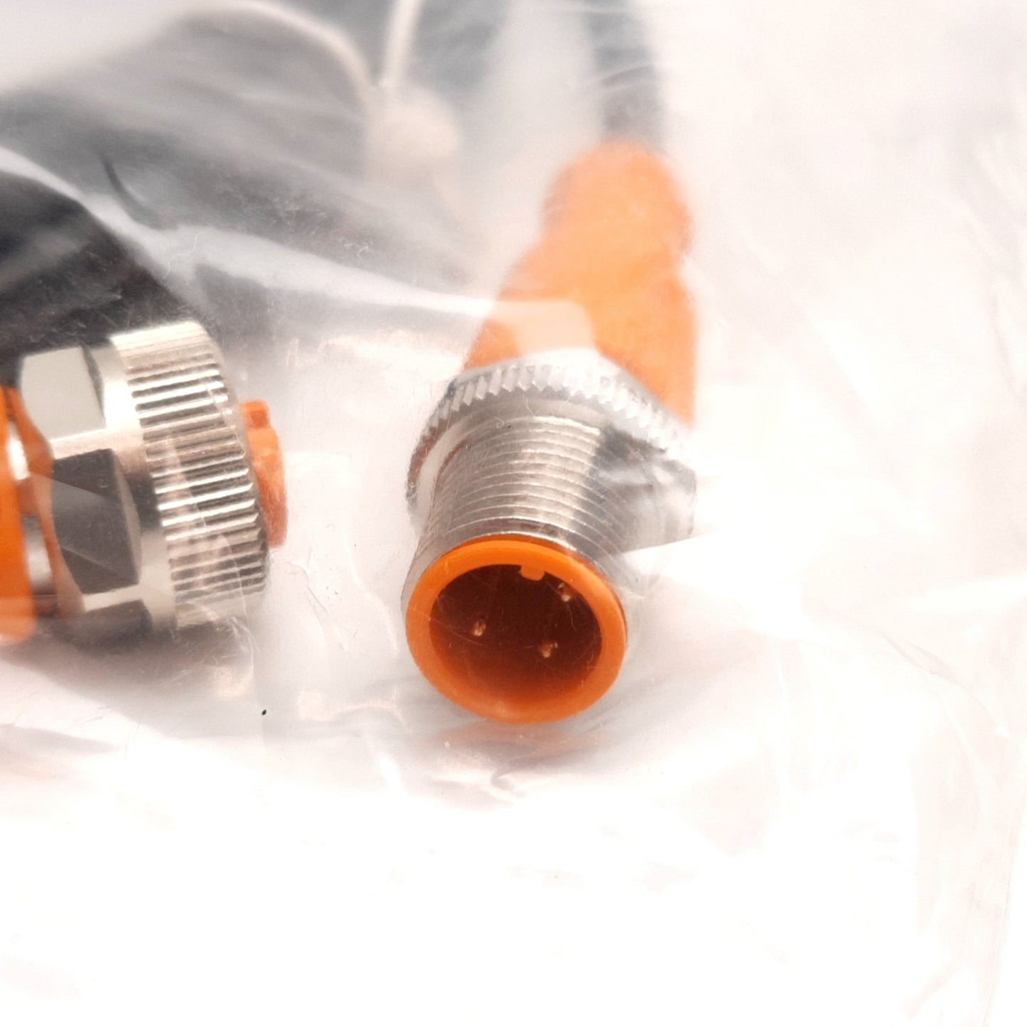 New IFM EVC044 Connection Cable, 3-Pin Male to 5-Pin Female M12, 5m, 250VAC 300VDC