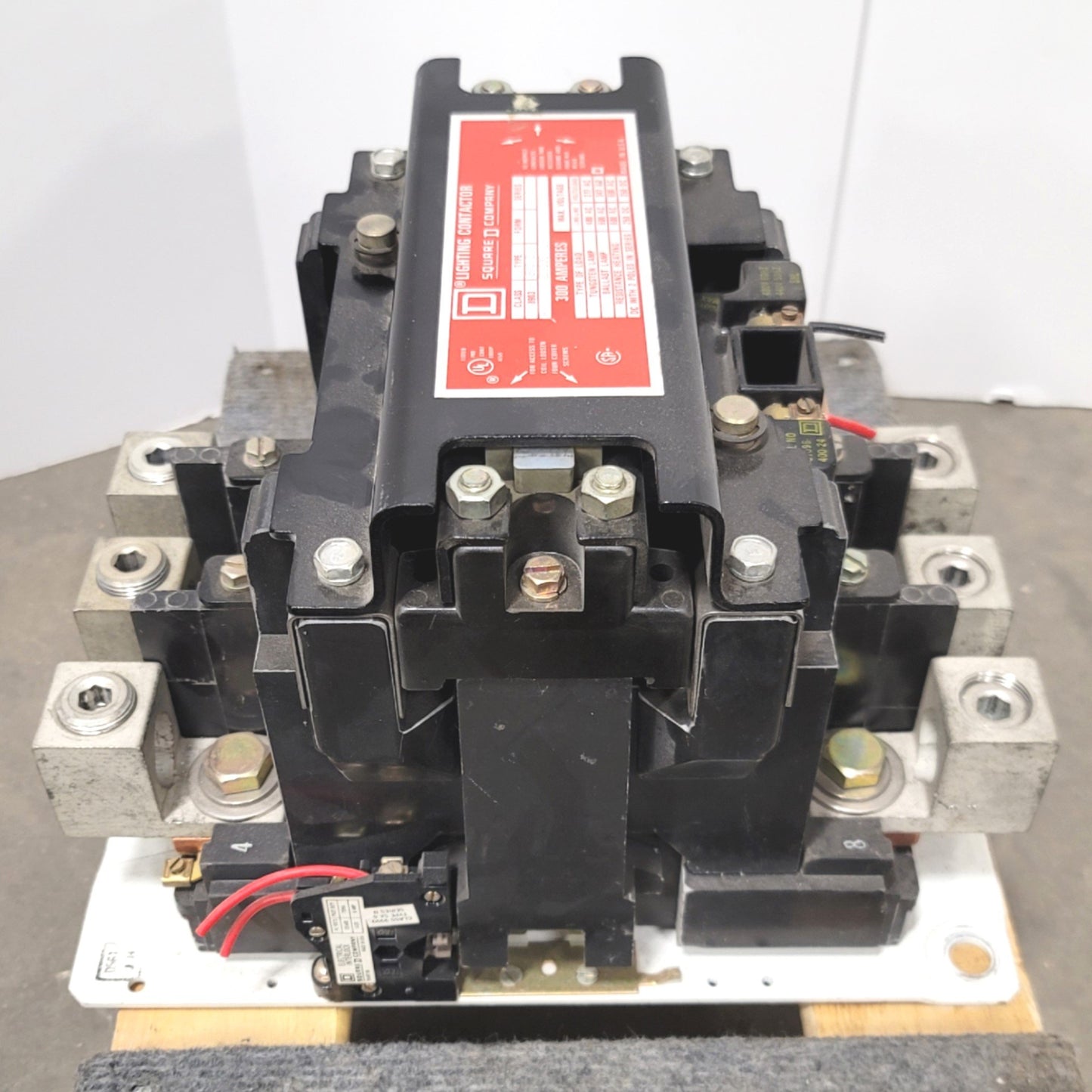 Used Square D 8903 SX0 2 Lighting Contactor 3-Pole, 600VAC/250VDC, 300A, 480VAC Coil