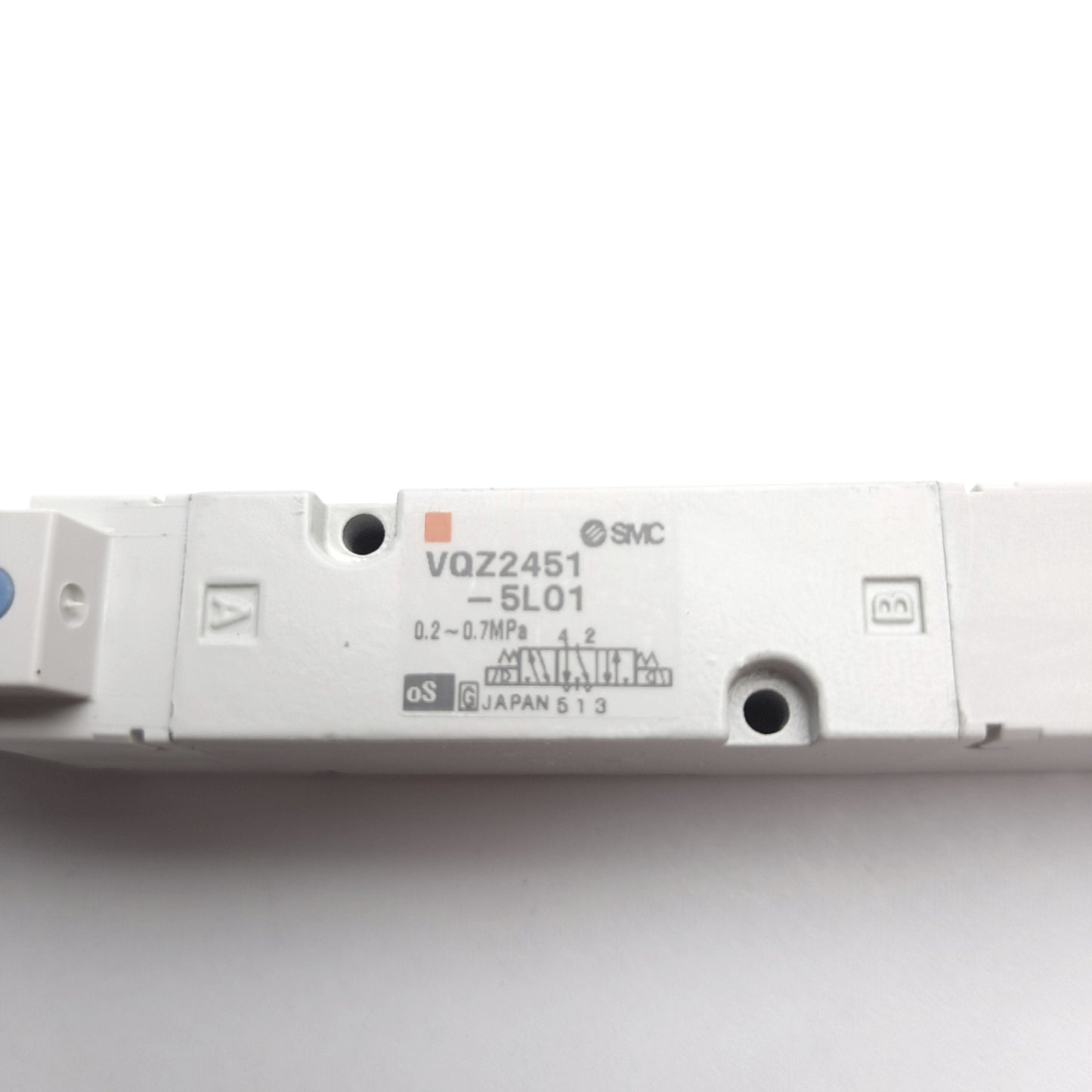 New SMC VQZ2451-5LO1 Solenoid Valve, Base Mounted, 3 Pos, Exhaust Center, 24VDC Coil