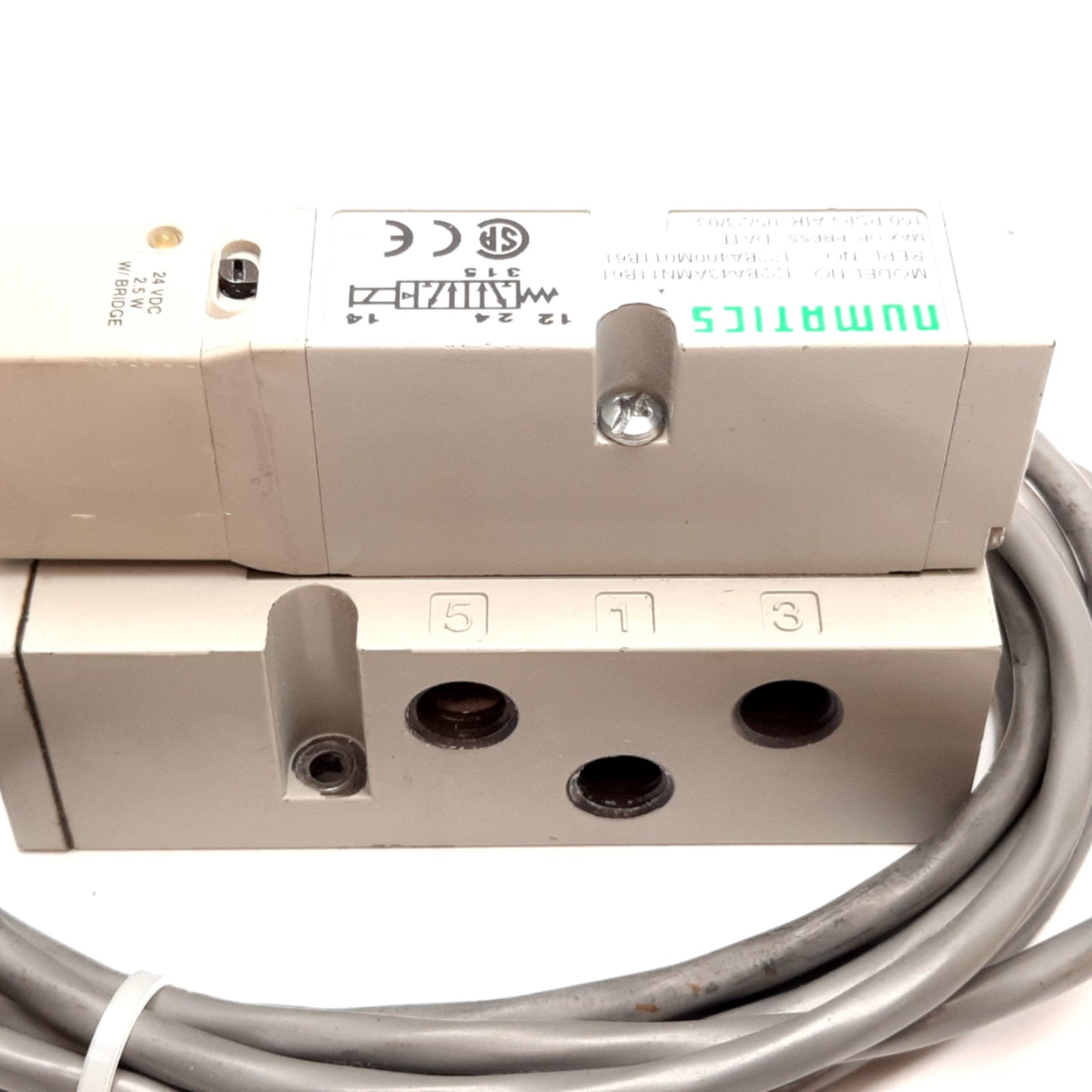 Used Numatics 122BA43AMN11B61 Solenoid Valve, 2-Position 5-Port, 24VDC, 150psi Max