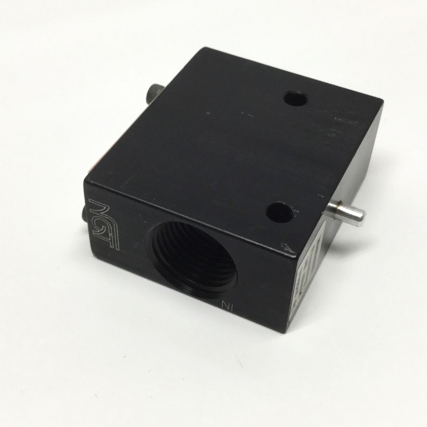 Used NGT A6M0M Pilot-Operated Locking Valve 3/8" NPT, Manual Release, 120psi Max