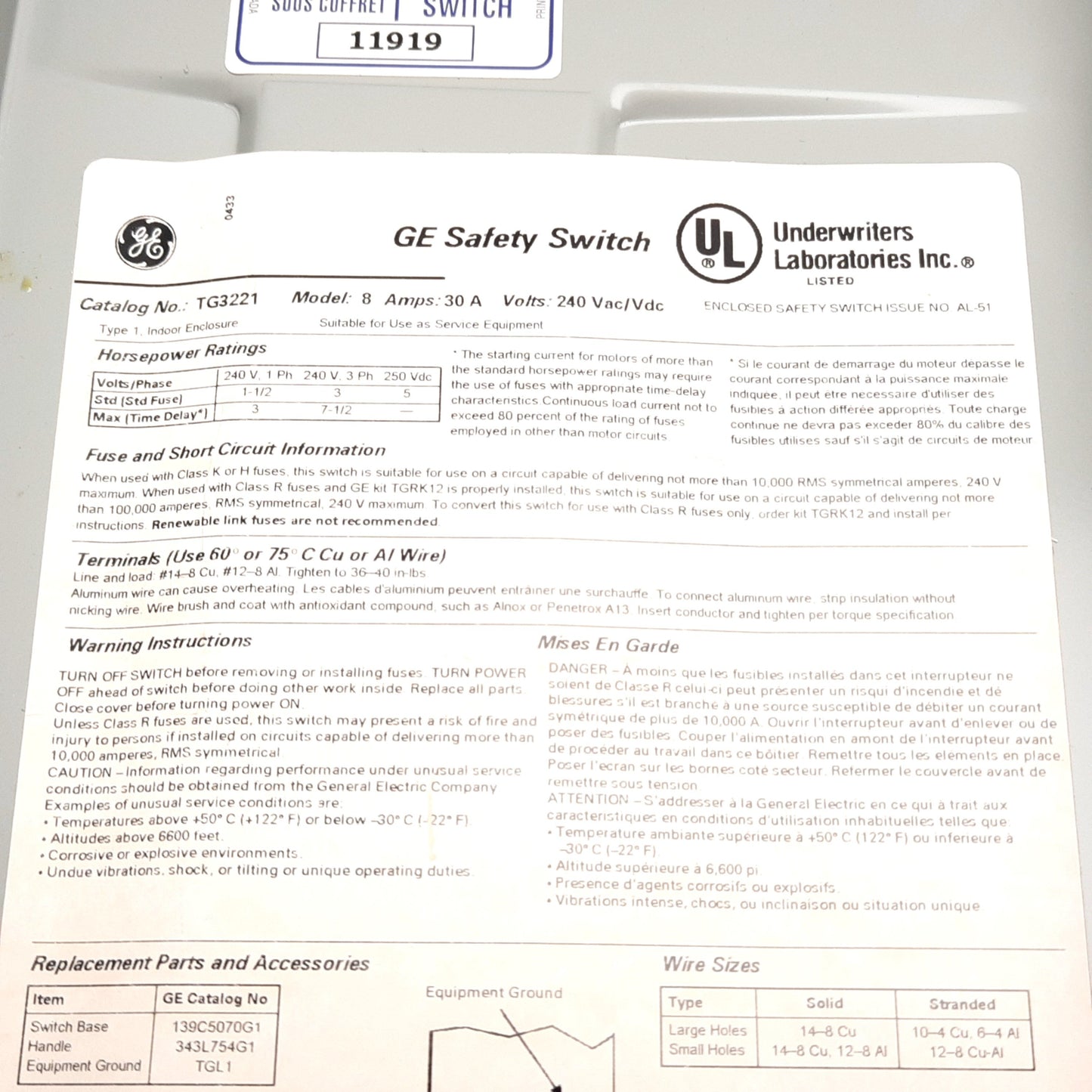 Used GE TG3221 Safety Switch, 2-Pole, Rating: 30A 240VAC/DC, Enclosure: 10" x 6" x 3"