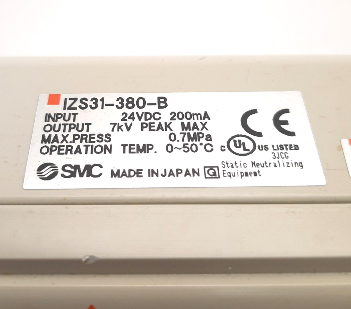 Used SMC IZS31-380-B Ionizer Bar 380mm Length, 7kV Max Peak Output, 24v DC, 0.7MPa,M5