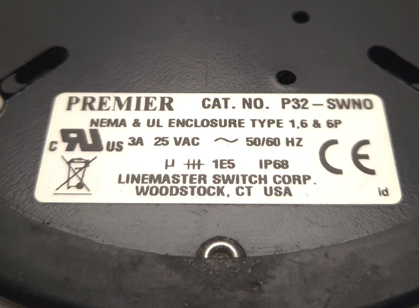 Used Linemaster P32-SWNO Premier Foot Switch for Possis 5000A AngioJet Ultra System