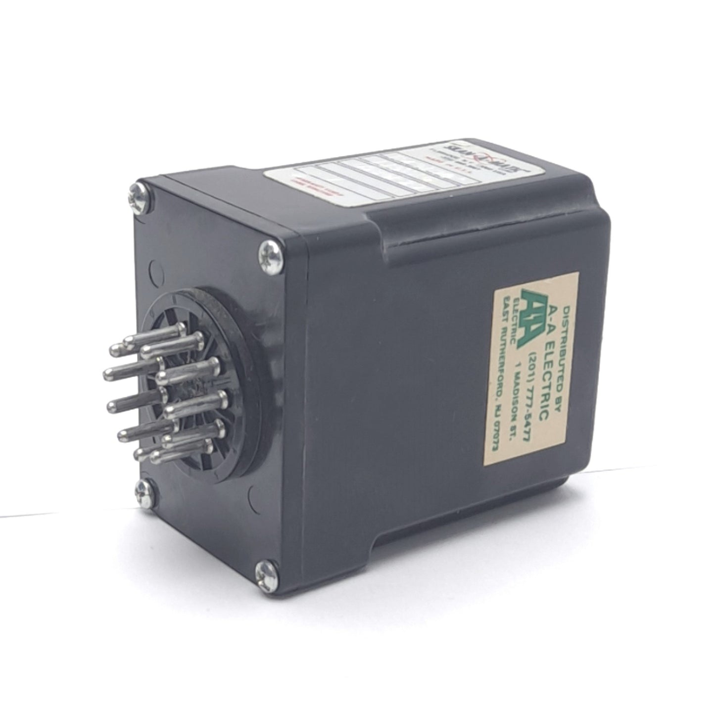 Used Honeywell R40100 Amplifier Relay, 230VAC Max Input, SPDT 5-3 amp Output, 11-Pin