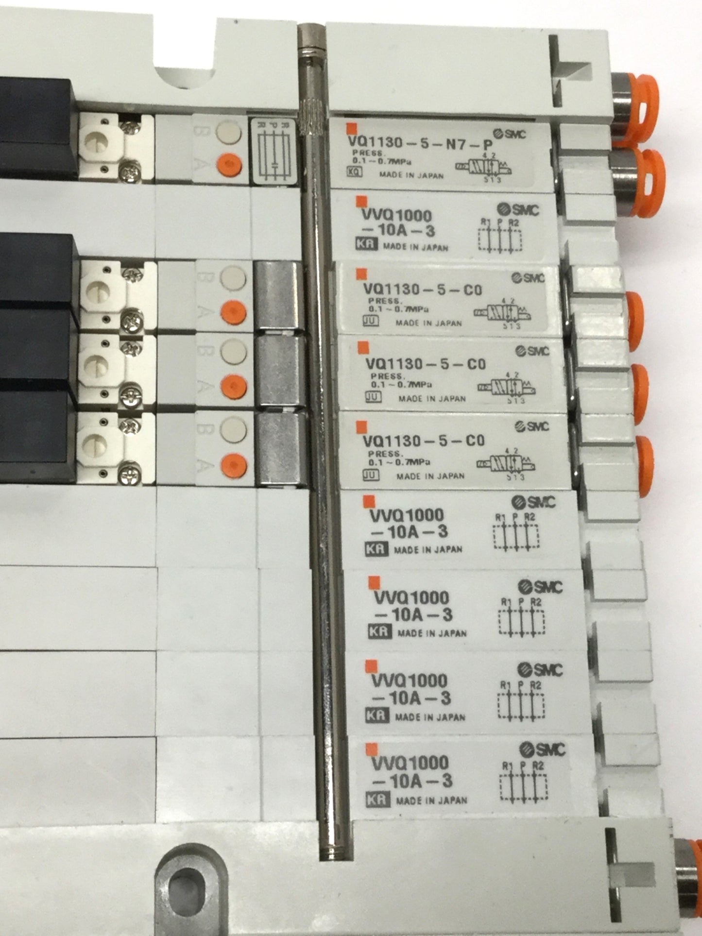Used SMC VV5Q1 Manifold w/Solenoid Valves (3x) VQ1130-5-C0, (1x) VQ1130-5-N7-P, 24VDC