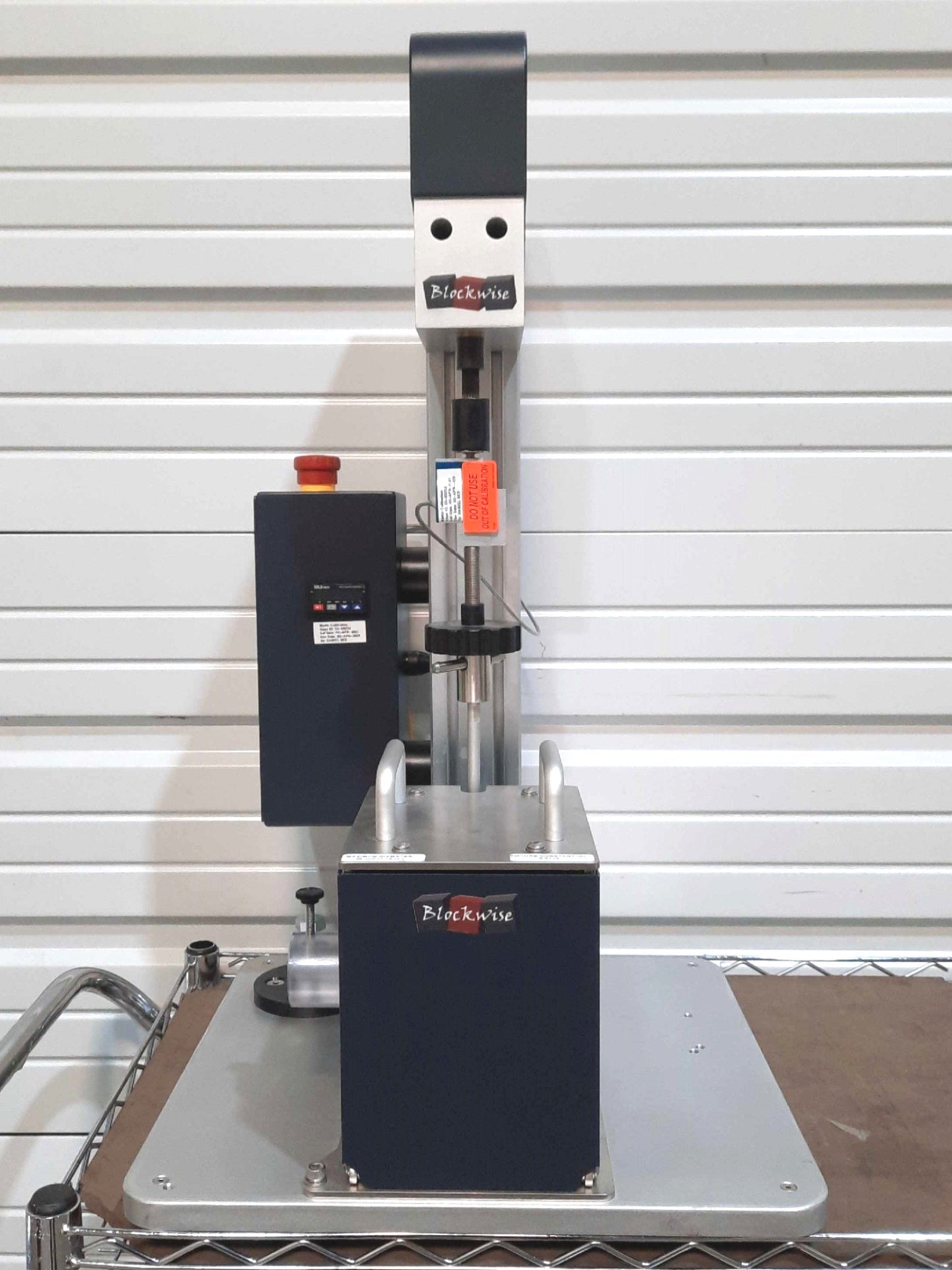 Used Blockwise TTR2 Radial Force Testing Machine w/Twin-Cam RTU124 Ø30 x 124mm Stent