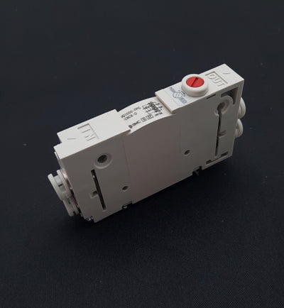New SMC VQ1000-FPG-C6C6-D Check Block Solenoid Valve 0.1-0.7MPA 12-24VDC 100-220VAC