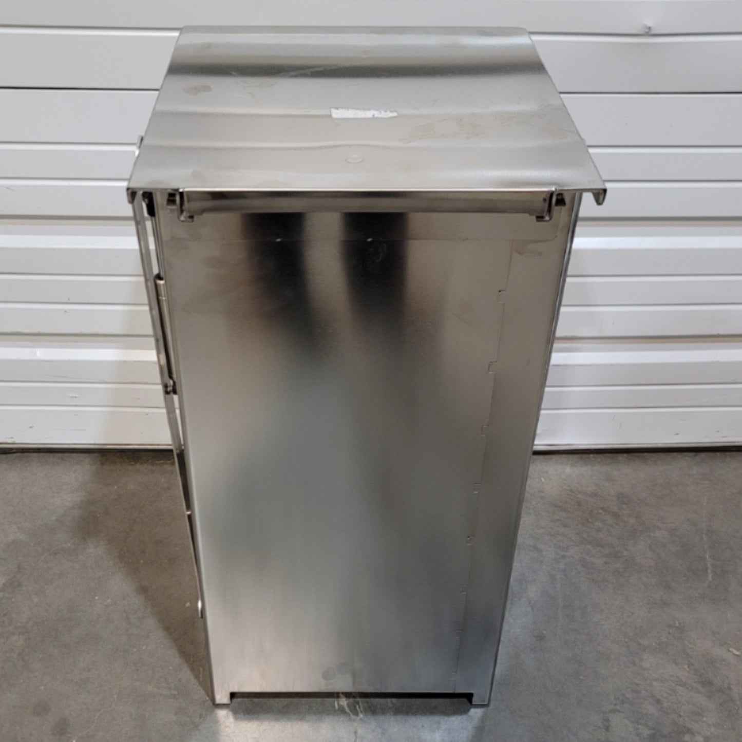 Used Terra Universal 1456-18B BioSafe Stainless Steel Waste Receptacle 24Gal 15x15x30