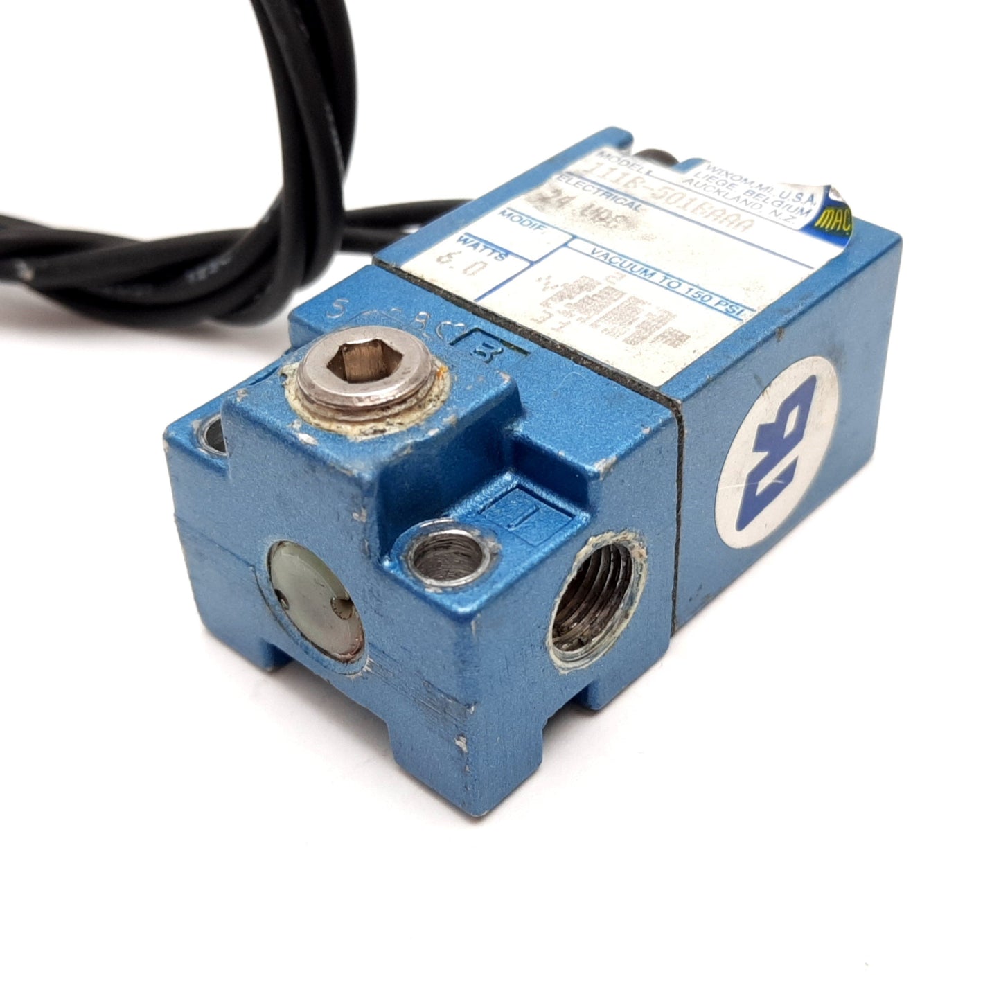 Used Mac 111B-501BAAA Solenoid Valve, 2-Position 3-Port, 24VDC, 150psi, 1/8" NPT