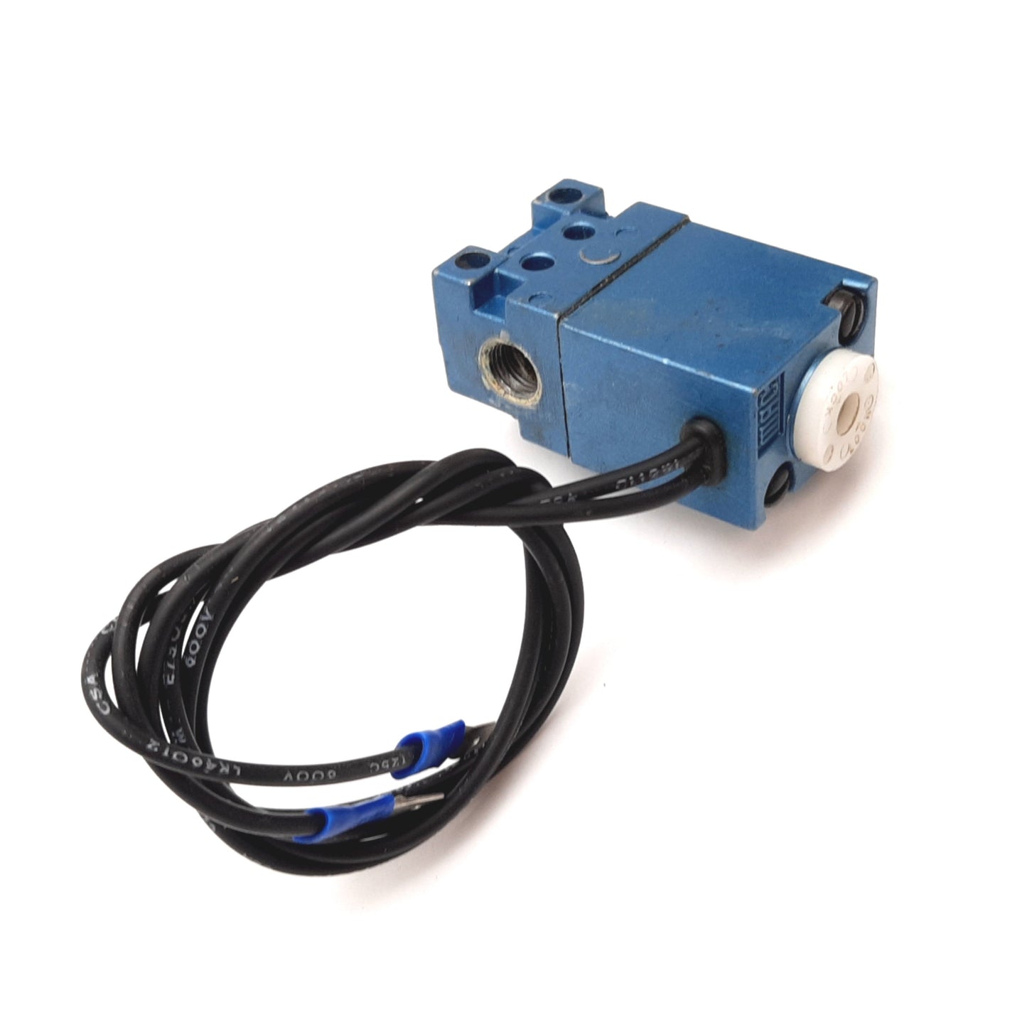 Used Mac 111B-501BAAA Solenoid Valve, 2-Position 3-Port, 24VDC, 150psi, 1/8" NPT
