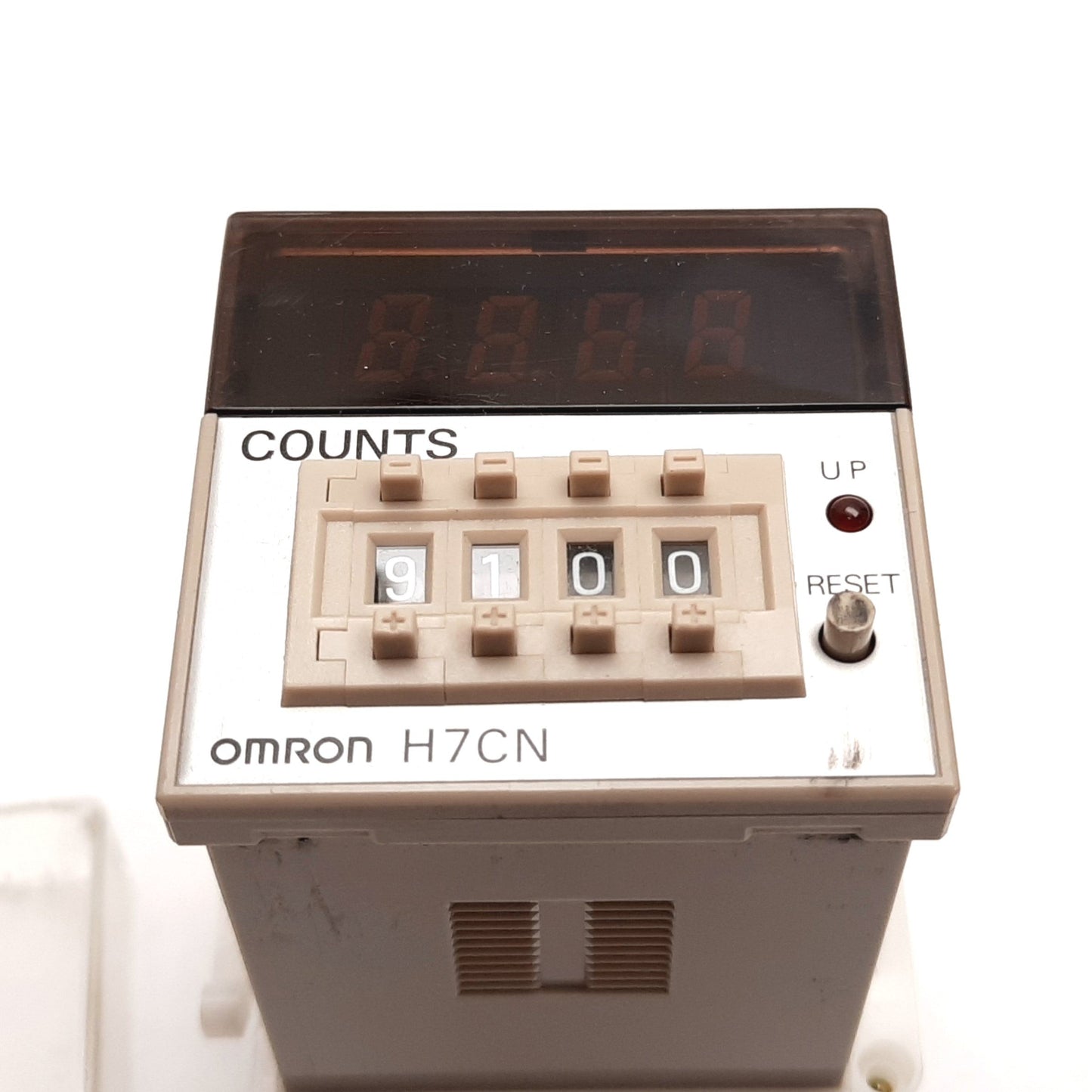 Used Omron H7CN-XLN Counter, Source: 100-240VAC, Contact: 3A 250VAC, Speed: 30cps