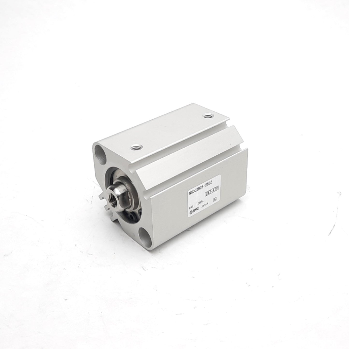 New SMC NCDQ2B25-25DZ Compact Cylinder, 25mm Bore, 25mm Stroke, M5-0.8 Ports