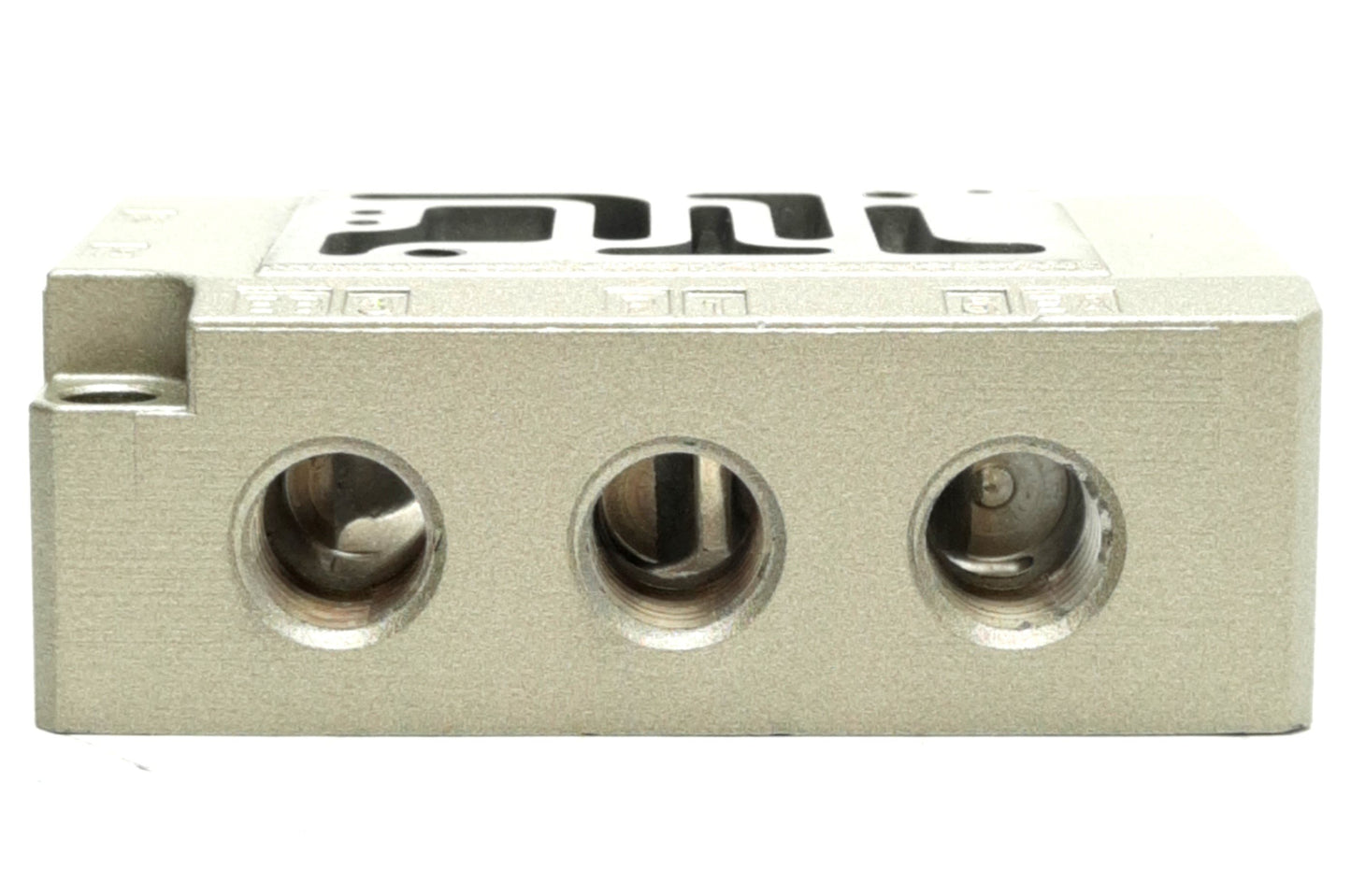 New Lot of 5 SMC SPA0112 Solenoid Valve Subplates, Ports: 1/8" NPT & 1/4" NPT