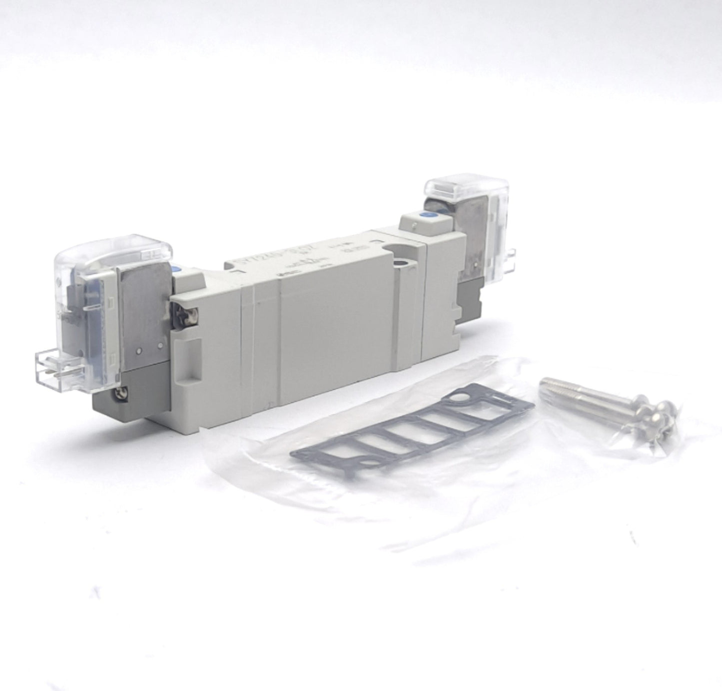 New SMC SY7240-3LOZ Solenoid Valve, 110VAC, 0.1-0.7MPa, L-Type Plug No Connector