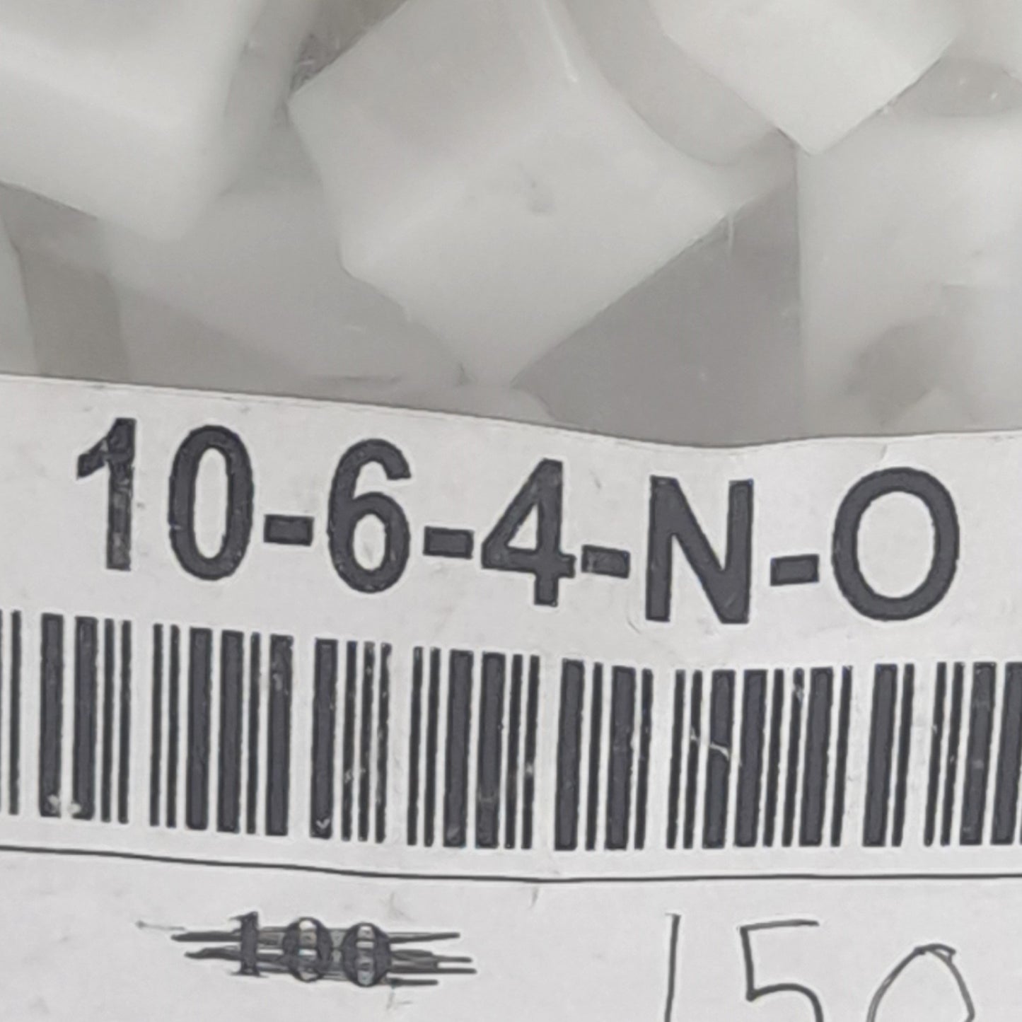 New – Open box Lot of 150 JACO 10-6-4-N-O Nylon 6 Fittings, Male Connector, 3/8" Tubing