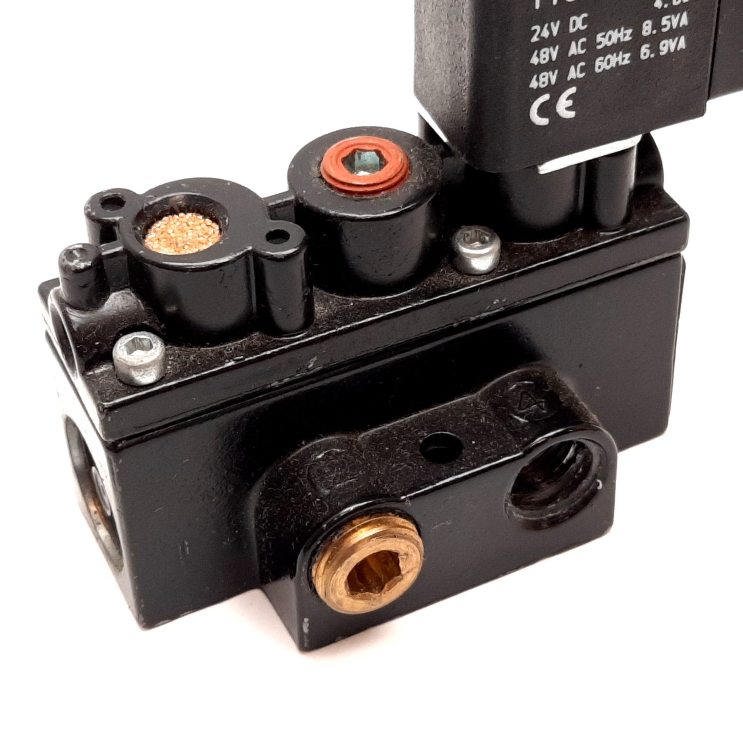 Used ARO A212SS-024-D-G Solenoid Valve, 2-Position 5-Port, 24VDC, 150psi, 1/4" NPT