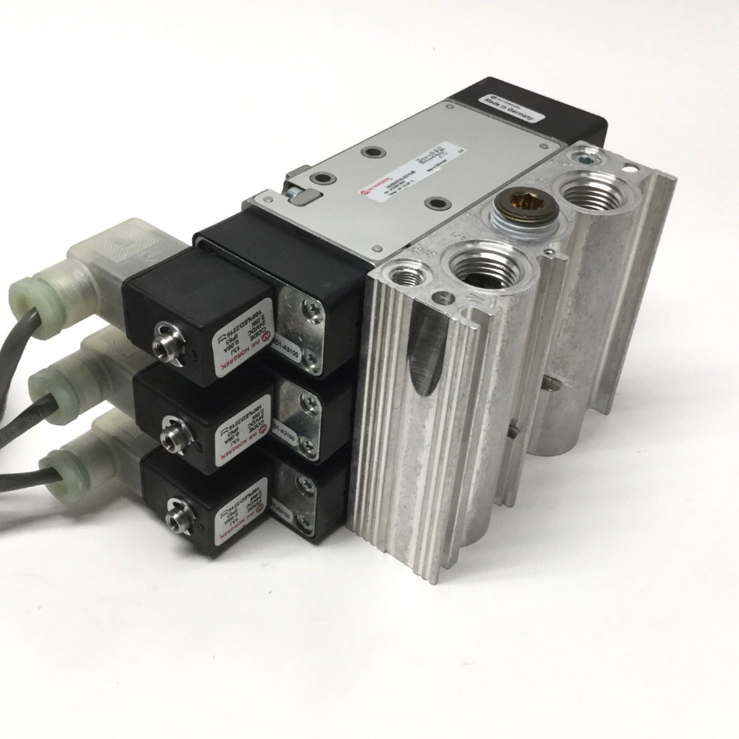 Used Norgren (3x) V62S527A-A313JB Solenoid Valves on Manifold, 5-Port 2-Pos, 24VDC