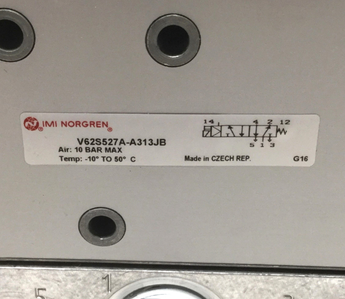 Used Norgren (3x) V62S527A-A313JB Solenoid Valves on Manifold, 5-Port 2-Pos, 24VDC