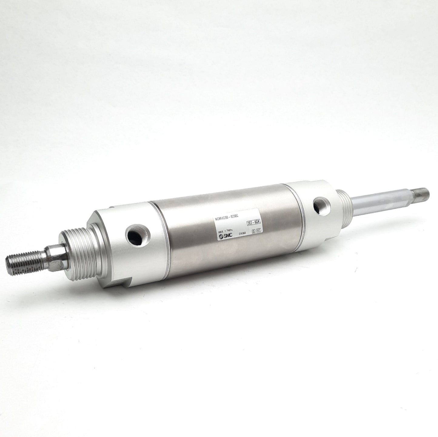 New SMC NCMW200-0250C Double Rod Cylinder 1.7Mpa 2" Bore 2.5" Stroke 1/4"Rc