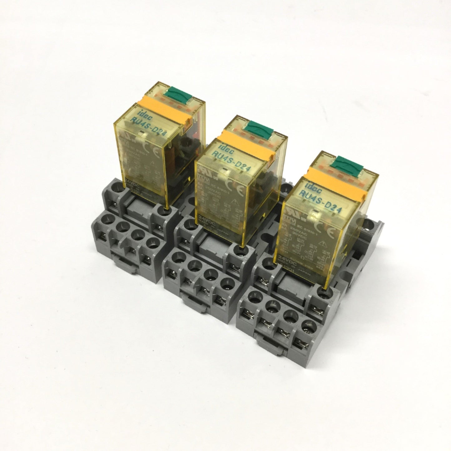 Used Lot of 3 IDEC RU4S-D24 Ice-Cube Control Relays 24VDC Coil, 6A 250VAC w/Sockets