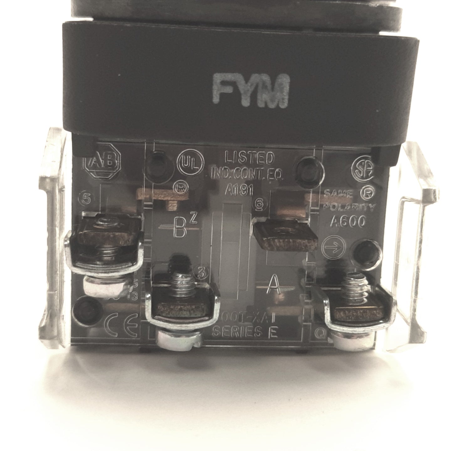 Used Allen Bradley 800T-FXQH24AA1 Illuminated Pushbutton, Push/Pull, Amber, 24v AC/DC