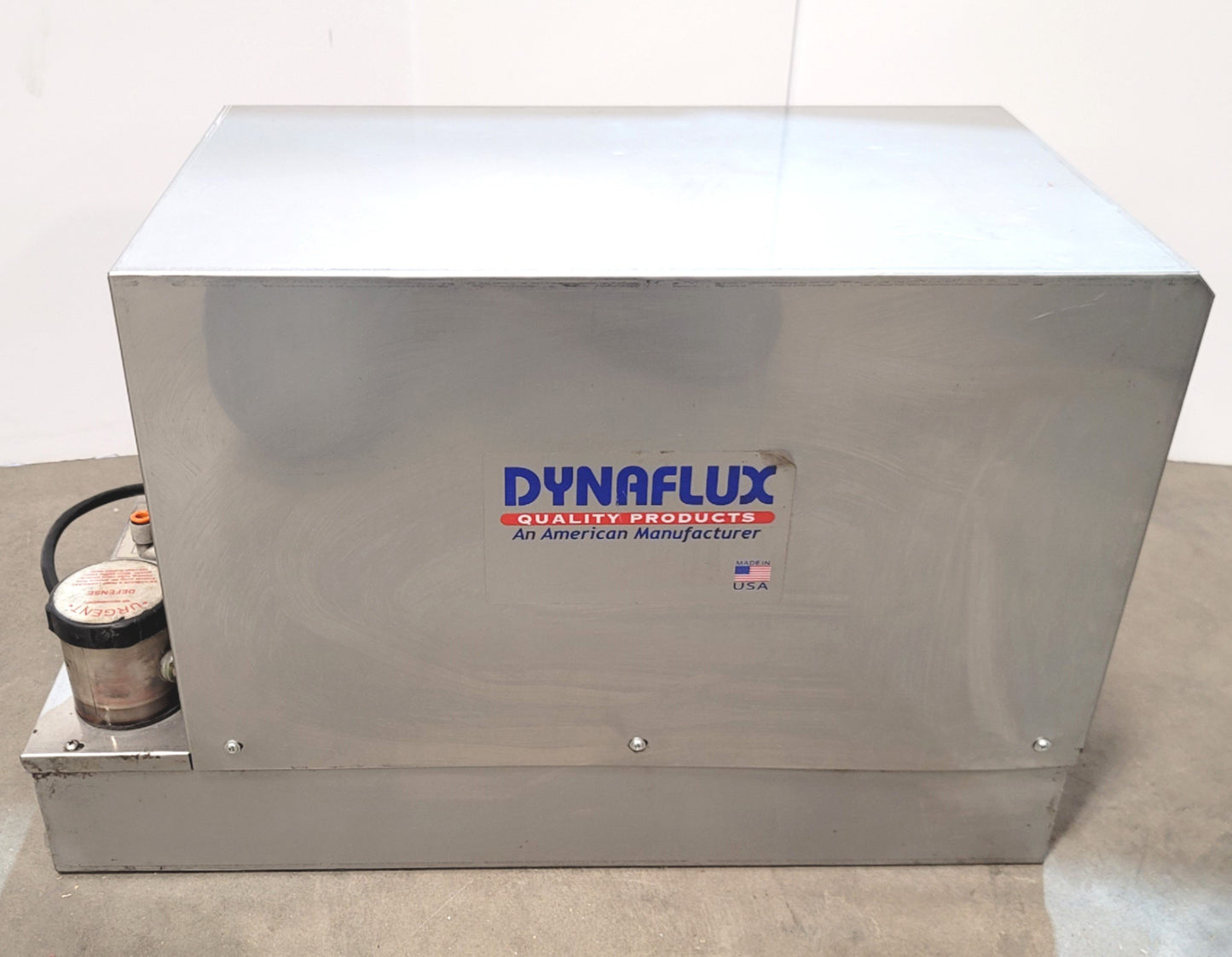 Used Dynaflux R1100V Welder Cooling System 1.7GPM, 50PSI, 3 Gallons, 1/4"NPT, 230VAC