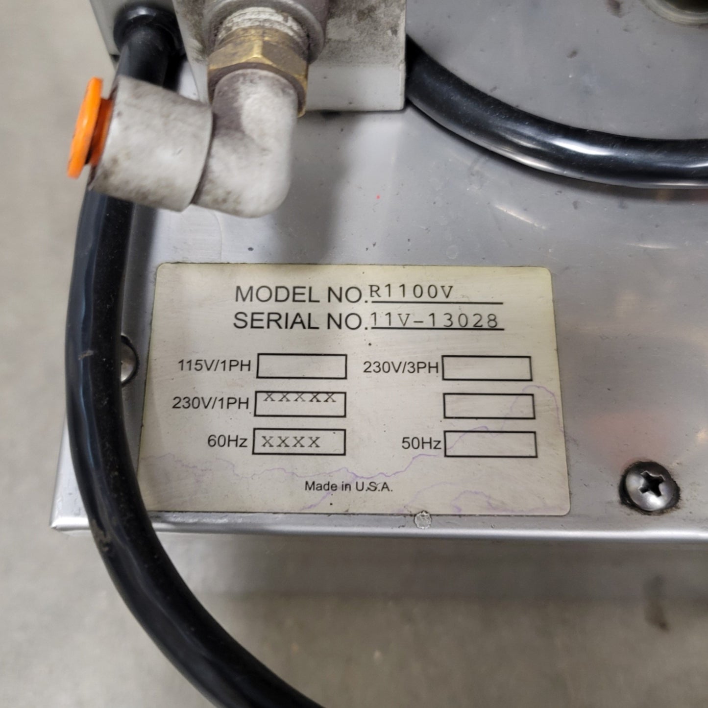 Used Dynaflux R1100V Welder Cooling System 1.7GPM, 50PSI, 3 Gallons, 1/4"NPT, 230VAC