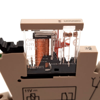 New Omron G2RV-SL700 Relay, SPST, Coil: 11VDC, Contact: 6A 250VAC 30VDC, W/ Socket