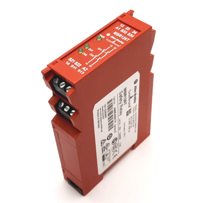Used Allen Bradley MSR126T Guardmaster Safety Relay Module, 24VAC/DC, 250VAC 6A