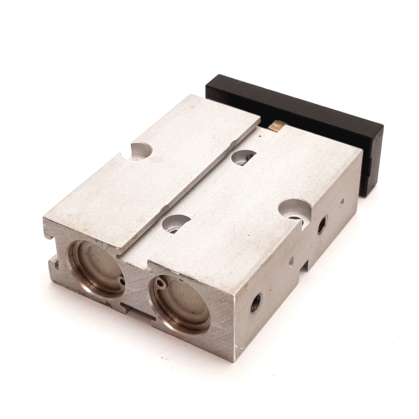 Used Humphrey HTDA16x1/2 Pneumatic Cylinder, Bore: 16mm, Stroke: 0.5" 12.7mm, M5x0.8