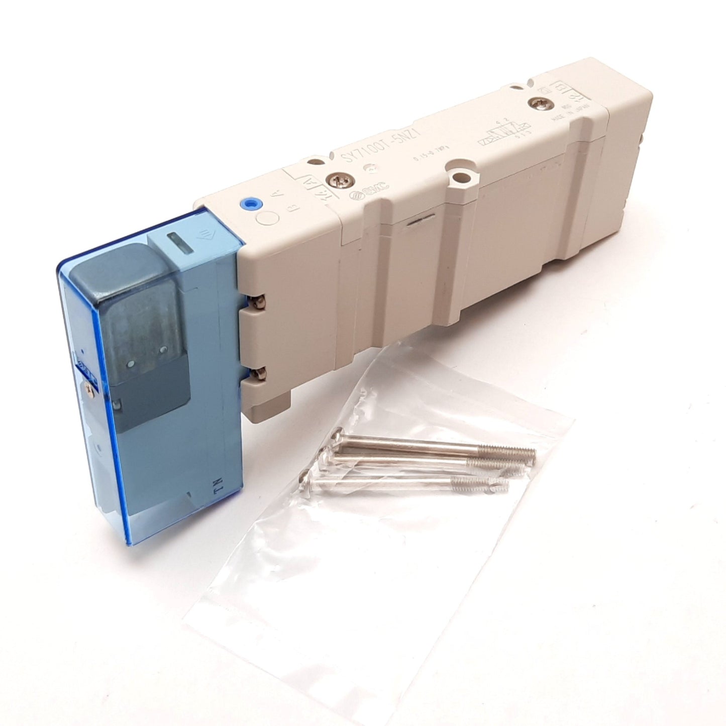 New SMC SY7100T-5NZ1 Solenoid Valve, 2-Position 5-Port, 24VDC, 0.15-0.7MPa