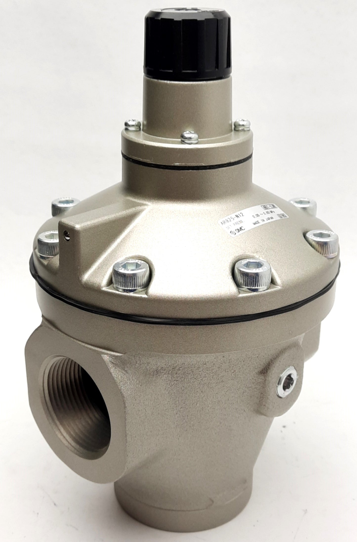 New – Open box SMC AR825-N12 Pilot Regulator, 0.05~0.83MPa Set, 1.0MPa Max, 1-1/4" NPT Ports