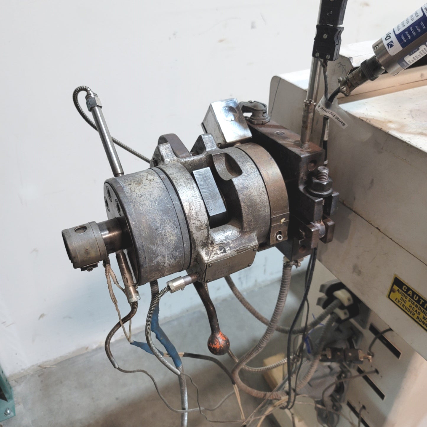 Used Olympia Tool & Machine Co. Plastic Extrusion Machine, 240VAC 3-Ph, 1.25" Screw