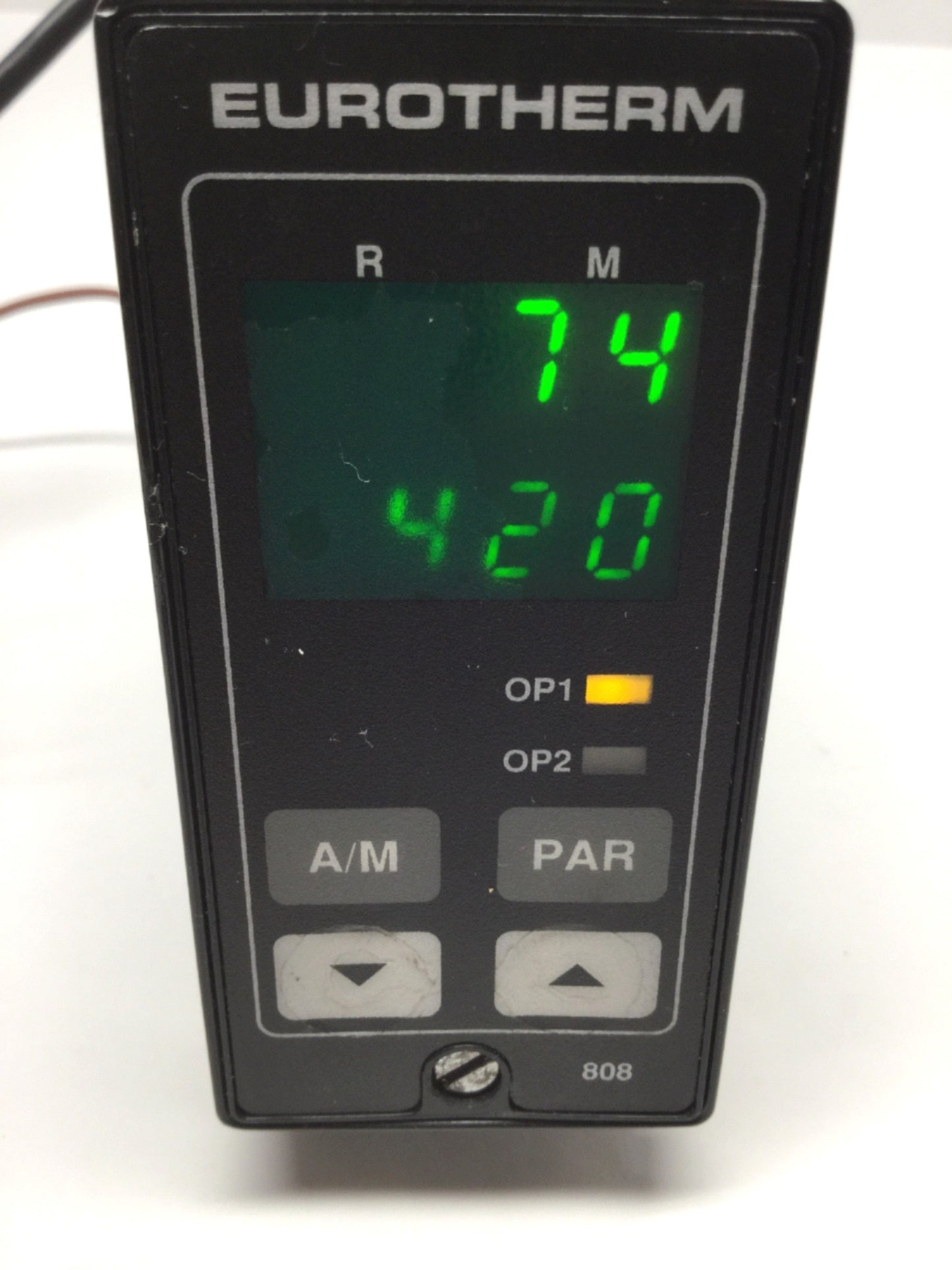 Used Eurotherm 808 Digital Temperature Controller 100-240VAC, 32-600øF, Type J, Triac