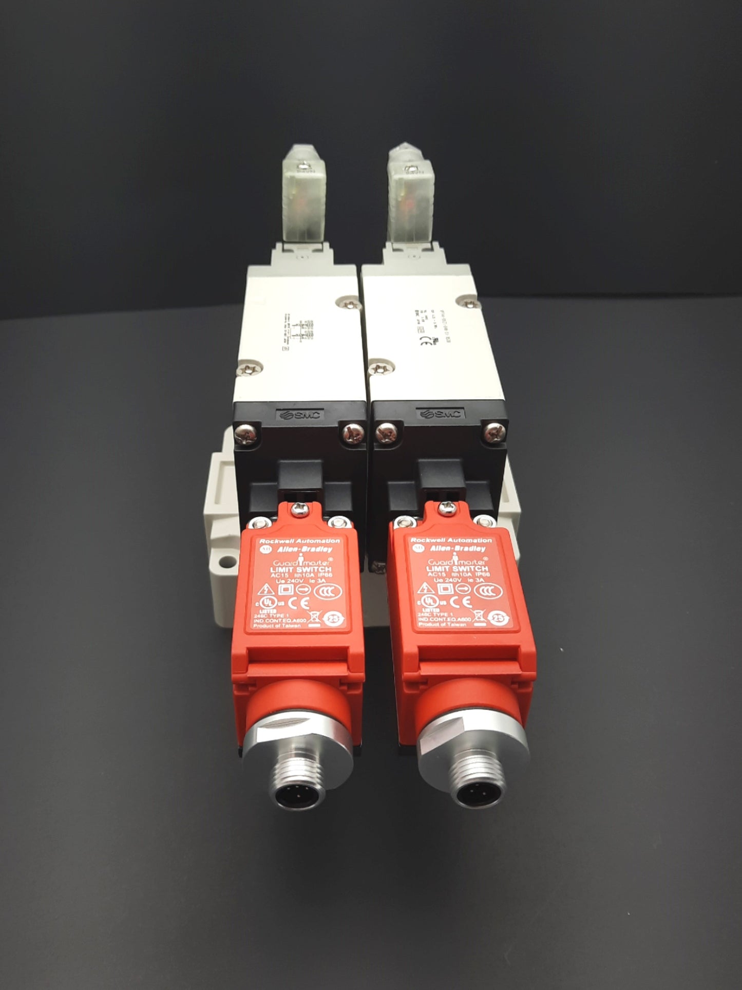 New SMC VP744-5YZ1-04N-S1-X538 Residual Pressure Release Valve 24VDC 0.25-0.7MPa