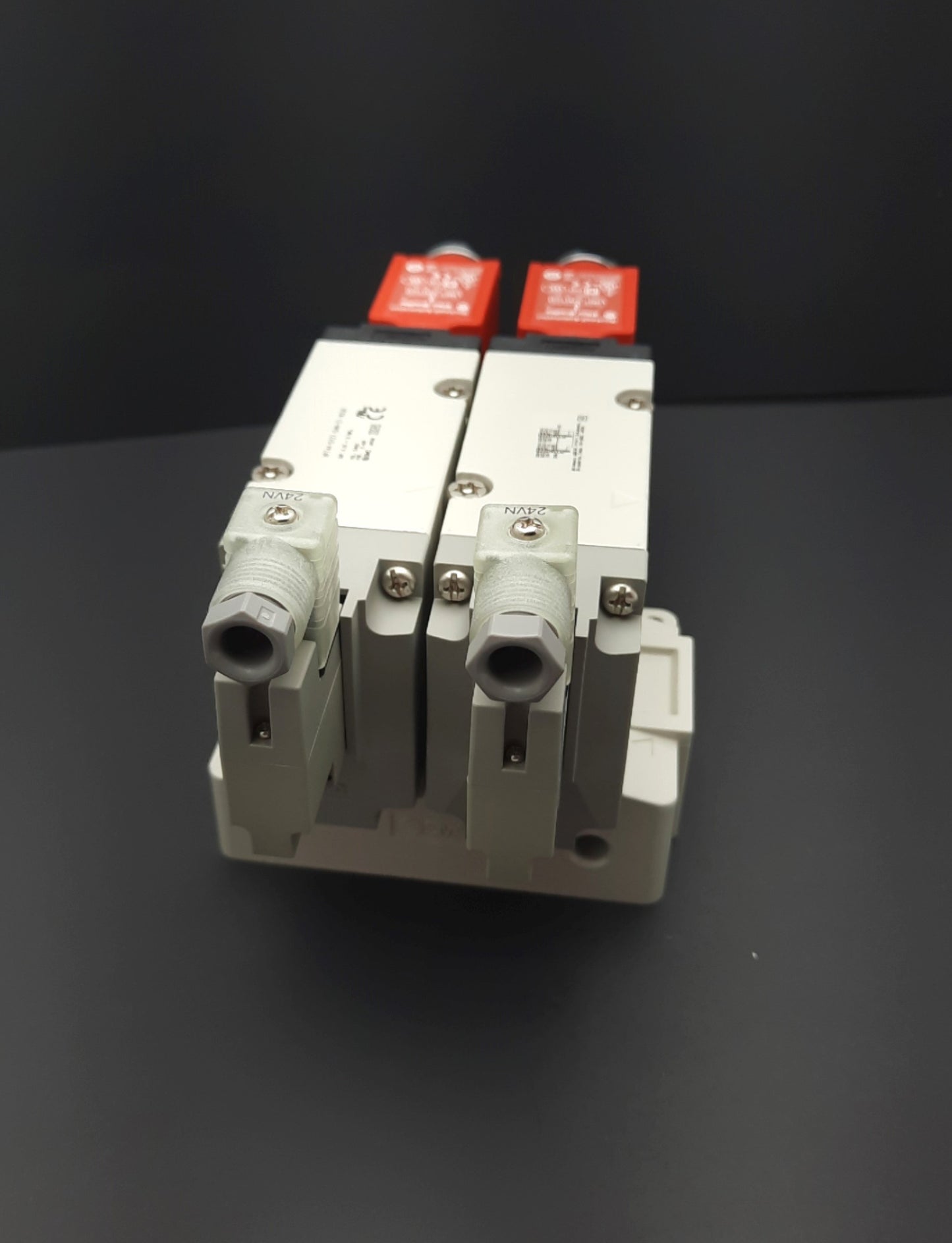 New SMC VP744-5YZ1-04N-S1-X538 Residual Pressure Release Valve 24VDC 0.25-0.7MPa