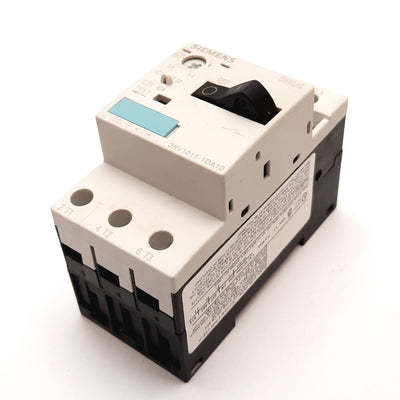 Used Siemens 3RV1011-1DA10 Manual Motor Starter, 3-Pole, 2.2-3.2A, 600VAC, DIN Rail