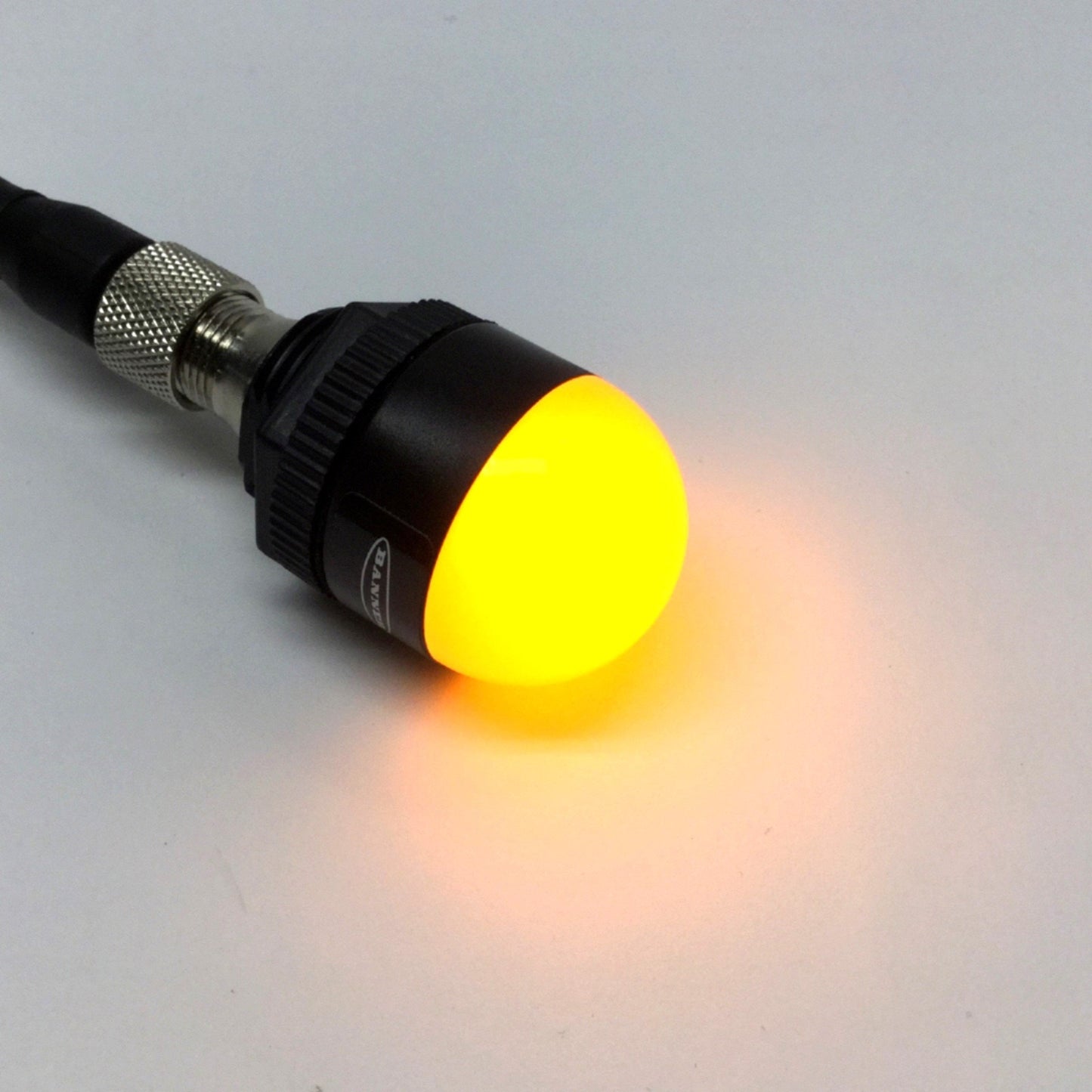 Used Banner K30LGRYPQ EZ-Light LED Indicator 3-Color Green Red Yellow 10-30VDC 30mm