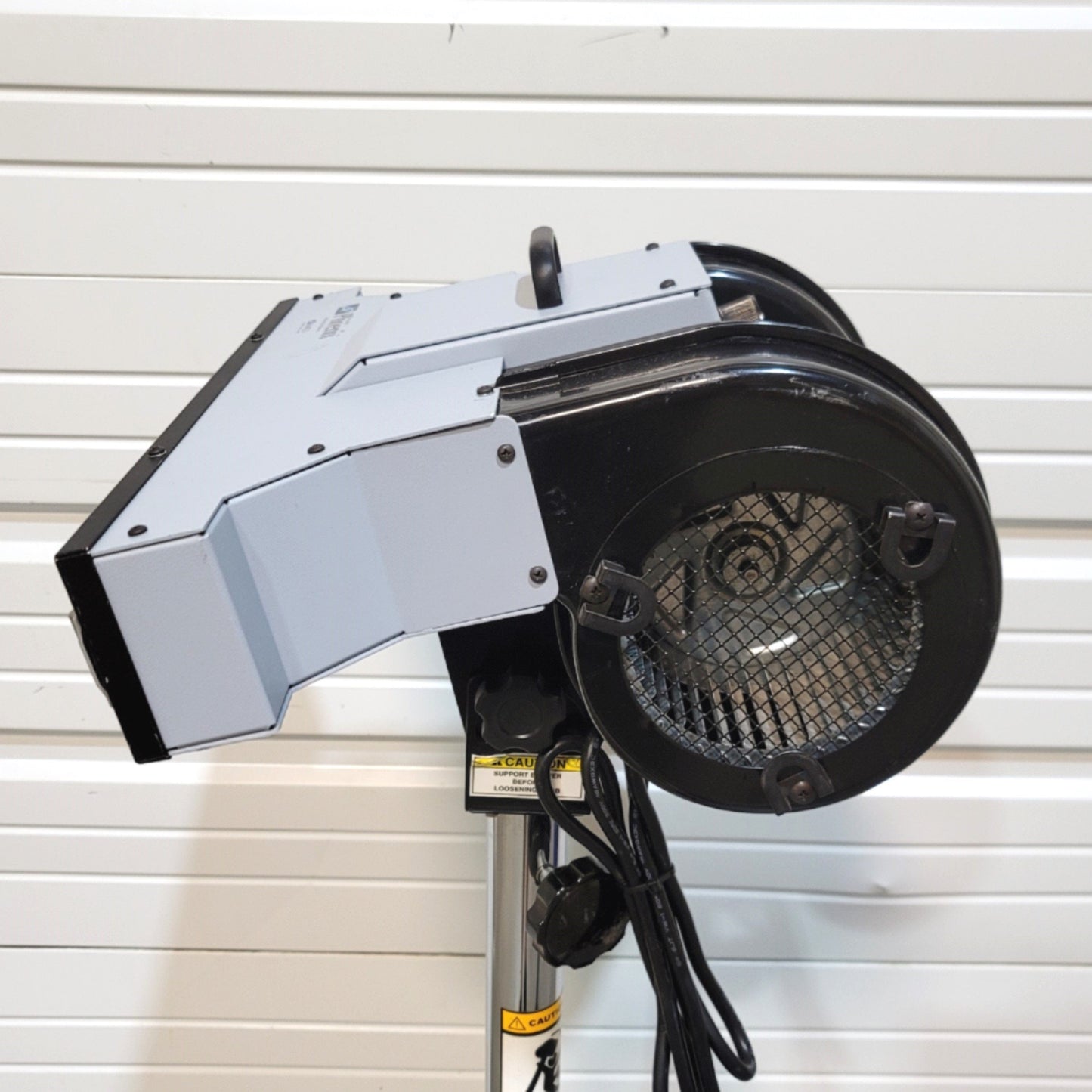 Used SIMCO ION Phoenix Extended Range Ionizing Blower With Adjustable Stand, 120VAC