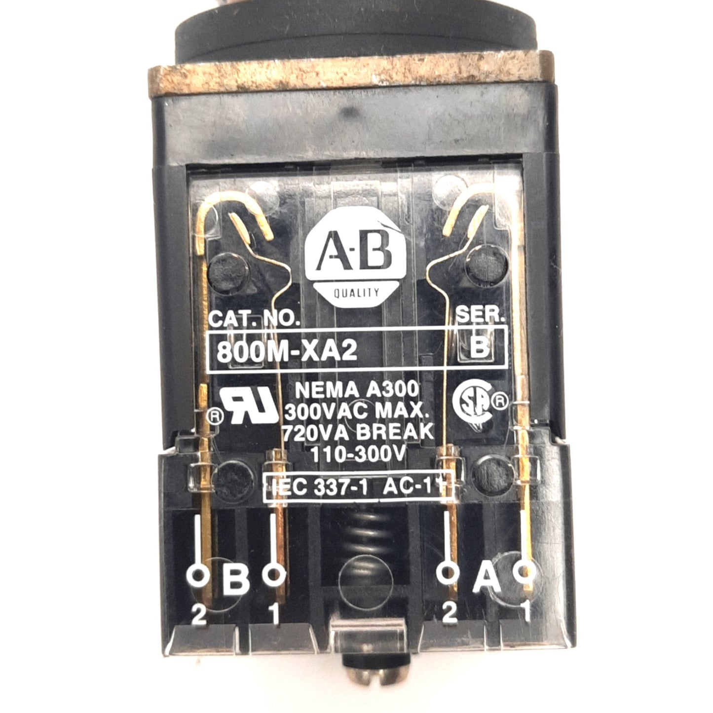 Used Allen Bradley 800MR-QAL24 Push-Button w/ 800M-XA2 Contact Block, Green