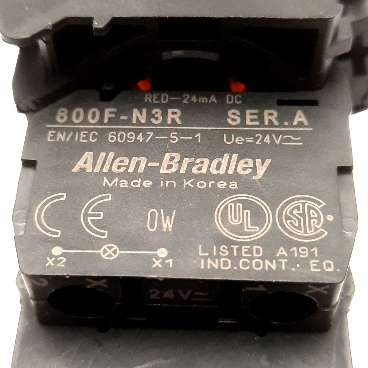 Used Allen Bradley 800FM-LF4 Pushbutton With 800F-N3R Light Block & 800-FX20D, Red