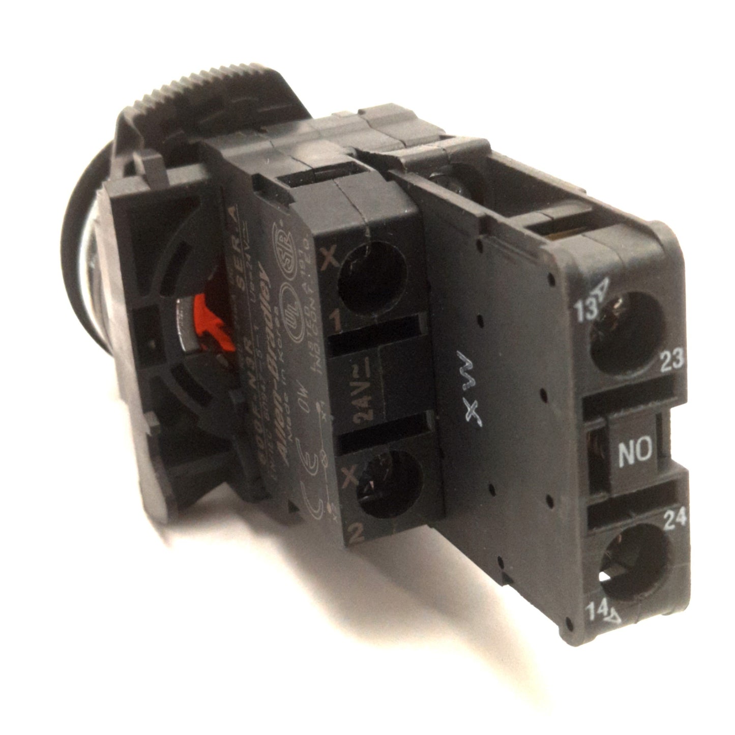 Used Allen Bradley 800FM-LF4 Pushbutton With 800F-N3R Light Block & 800-FX20D, Red