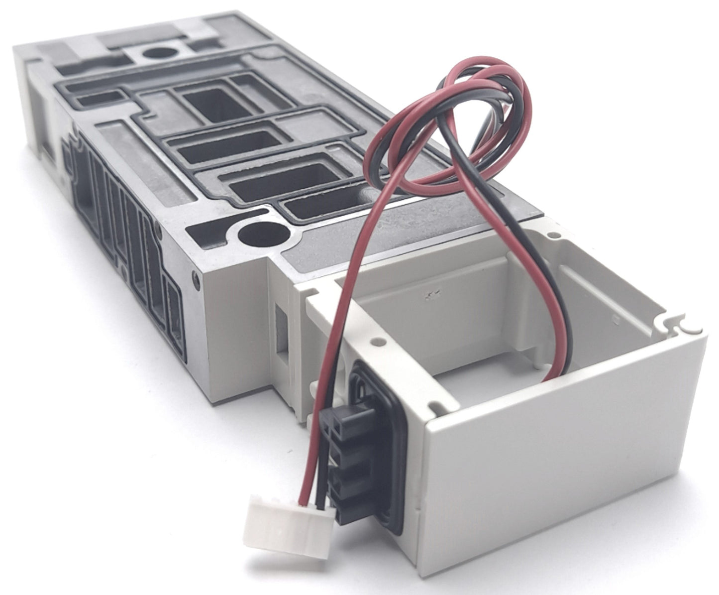 New Lot of 2 SMC VVQ4000-1B-T2-C0 Manifold Block For use with VQ4000-1B Series