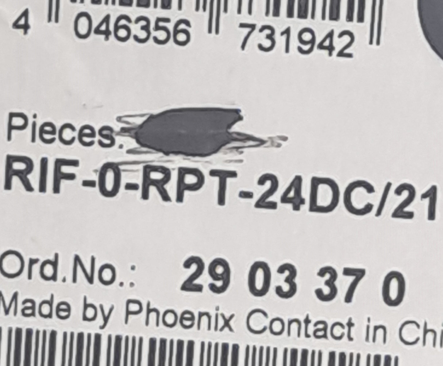 Used Lot of 4 Phoenix Contact RIF-0-RPT-24DC/21 Industrial Relay, 19.2-36VDC Input