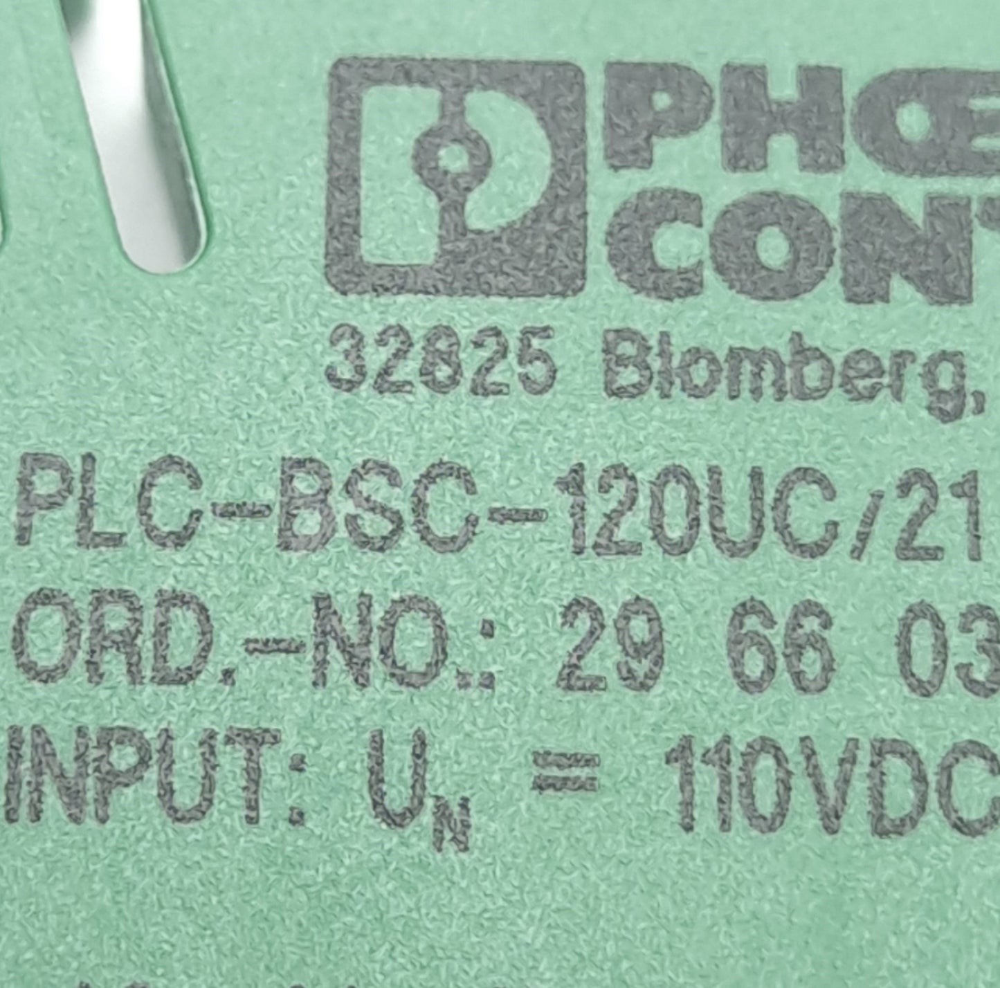 New – Open box Lot of 3 Phoenix PLC-BSC-120UC/21 Relay Base, 110VDC/120VAC, DIN Rail Mount