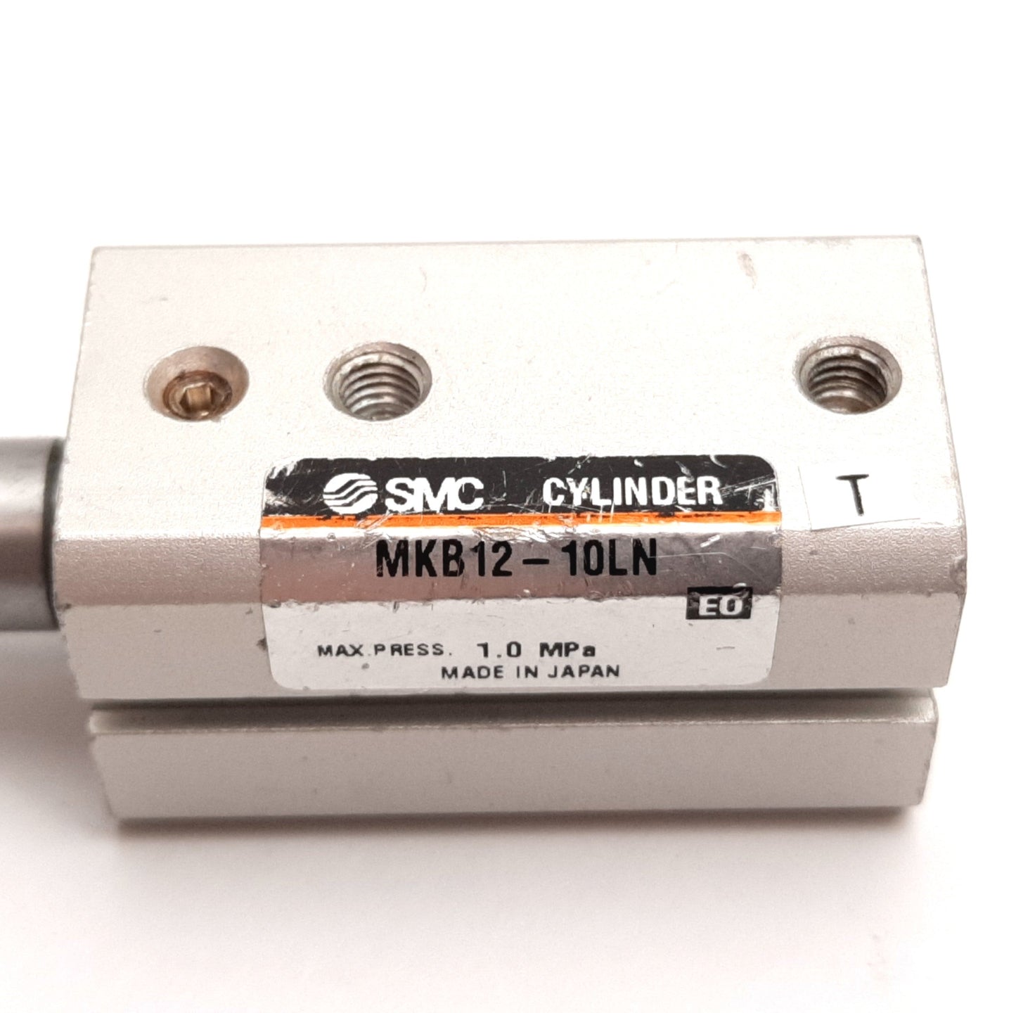 Used SMC MKB12-10LN Rotary Clamp Cylinder, Bore: 12mm, Stroke: 10mm, 1.0MPa, M5x0.8