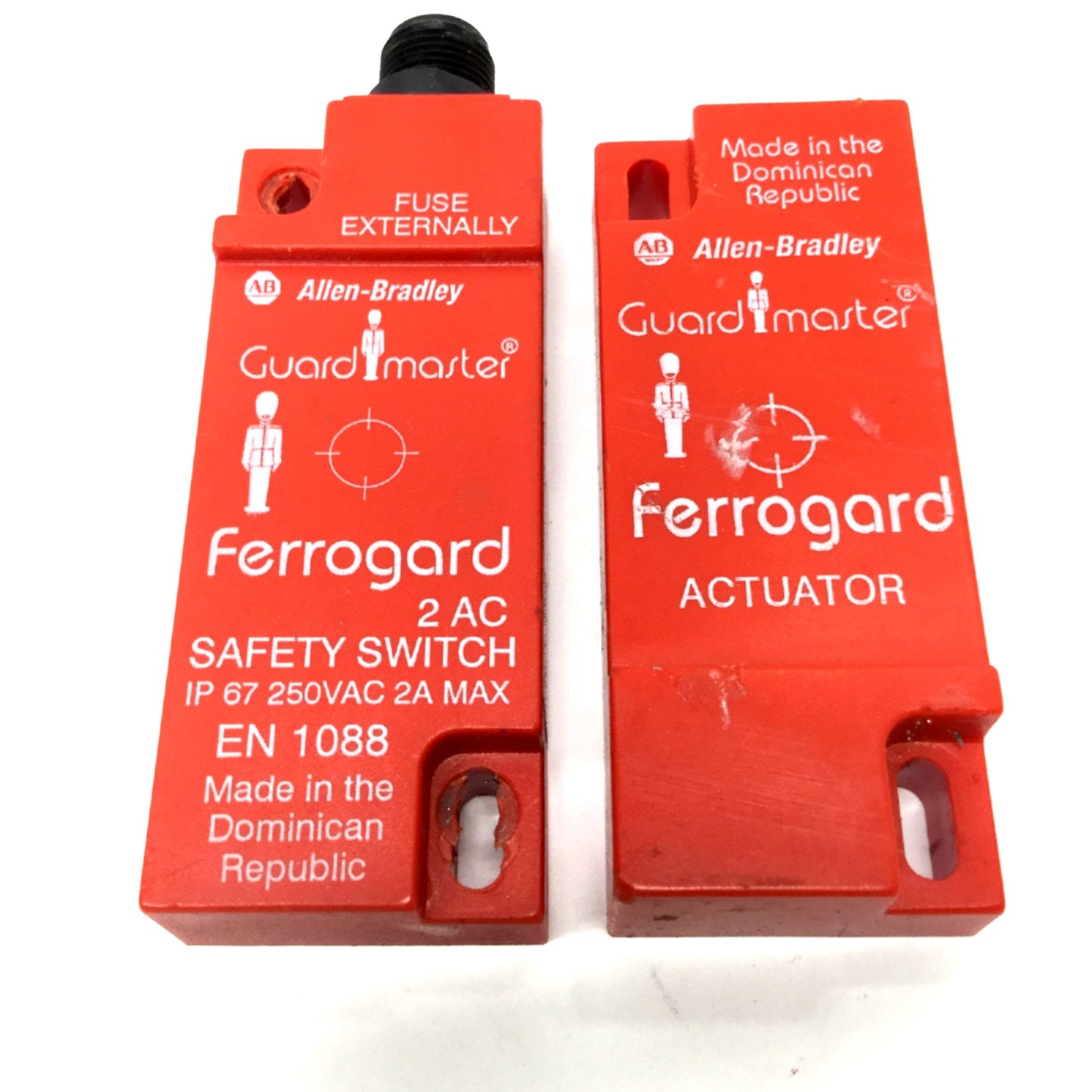 Used Allen Bradley 440N-G02093 Ferrogard Magnetic Non-Contact Interlock Safety Switch